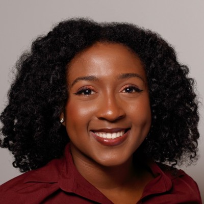 Arianna Nicolas Headshot